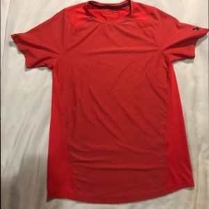 Under Armour Heatgear athletic shirt
